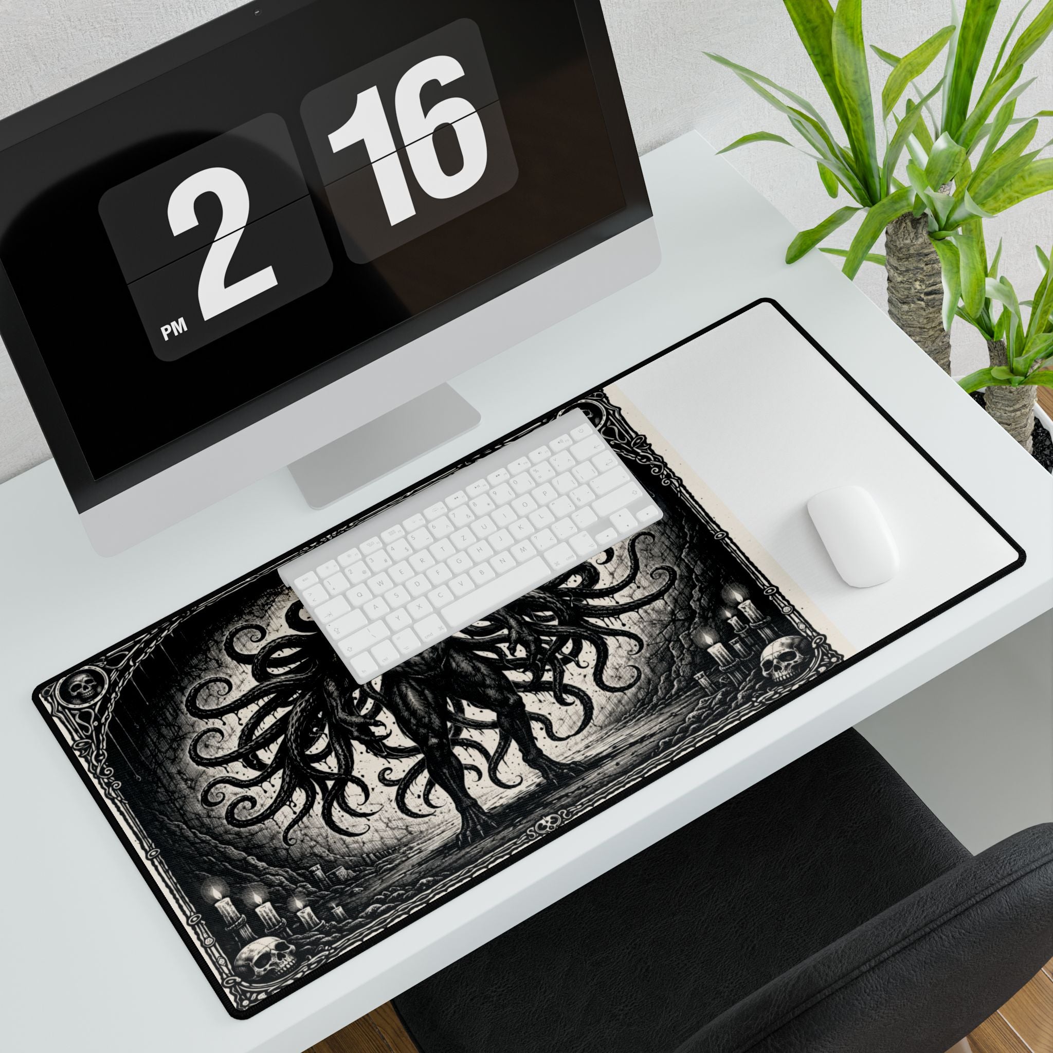 Cthulhu Desk Mat — Gothic Tentacled Lovecraft Surface for Gamers & Writers