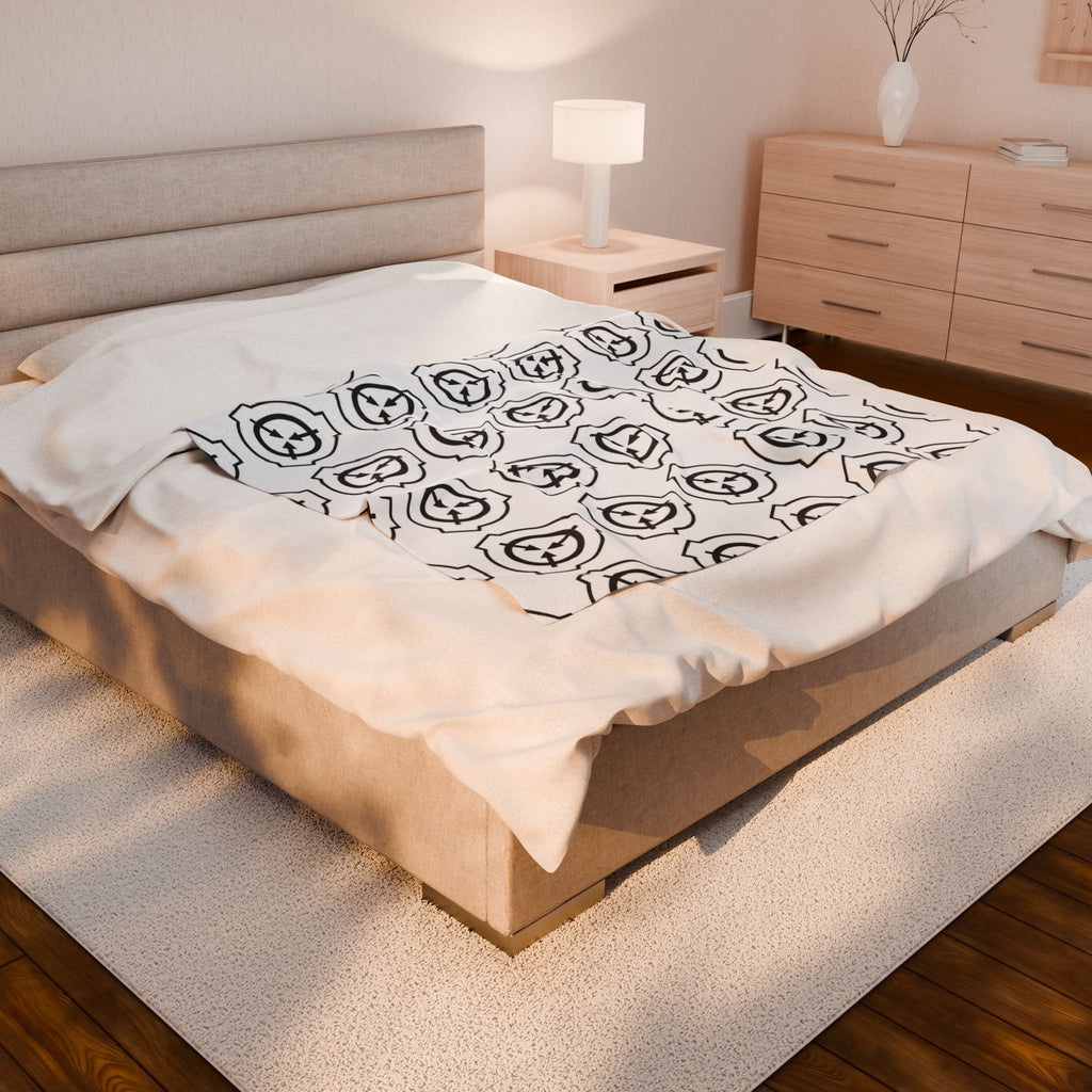 SCP Foundation Logo Velveteen Plush Blanket – Black & White Patterned Throw